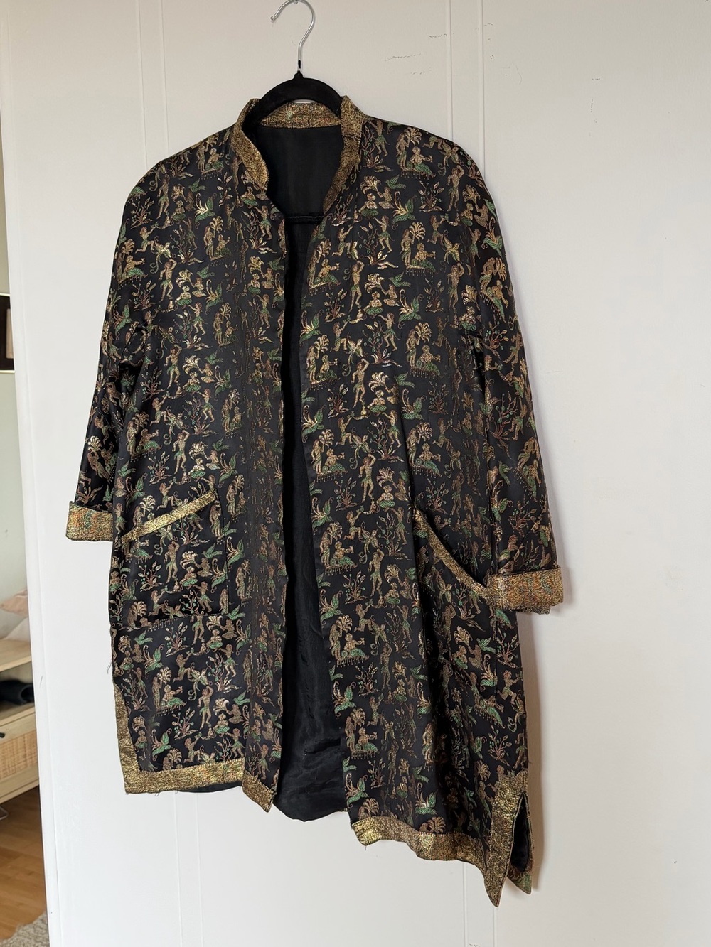 VINTAGE Lamé Jacket with Gold and Green Grecian Pattern